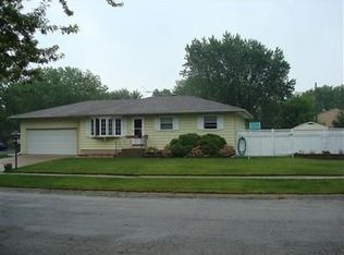 7001 Van Buren Pl, Merrillville, IN 46410