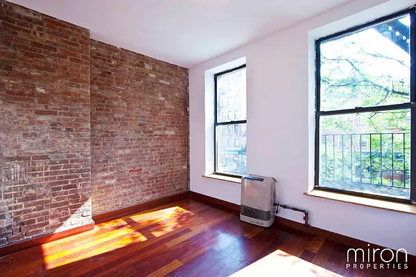 Rented by Miron Properties | media 59