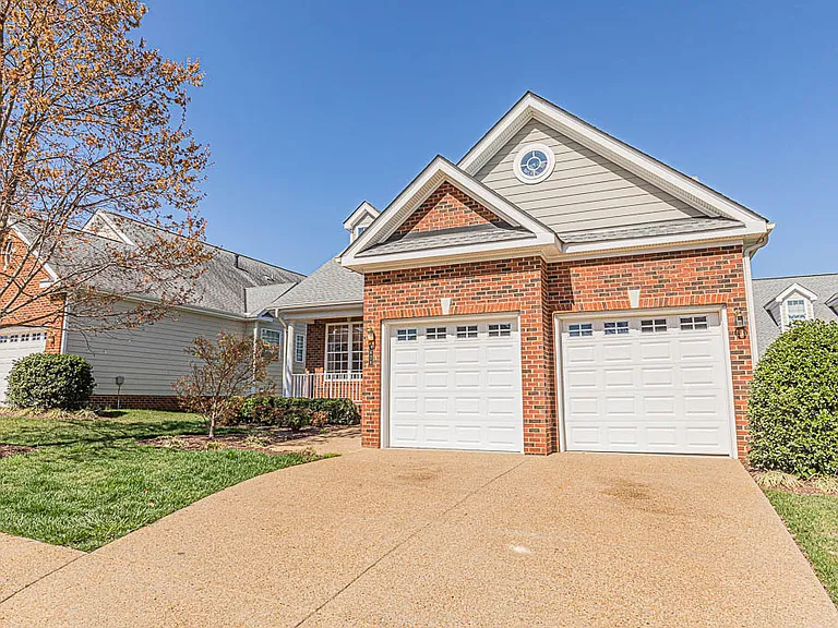 8624 Devara Ct — Photo 4