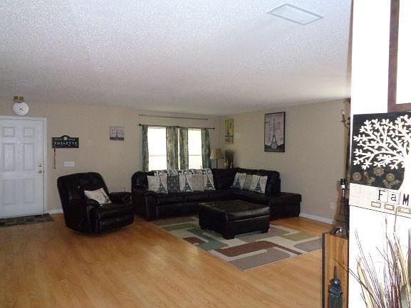 2nd image of 9112 Redtail Dr
