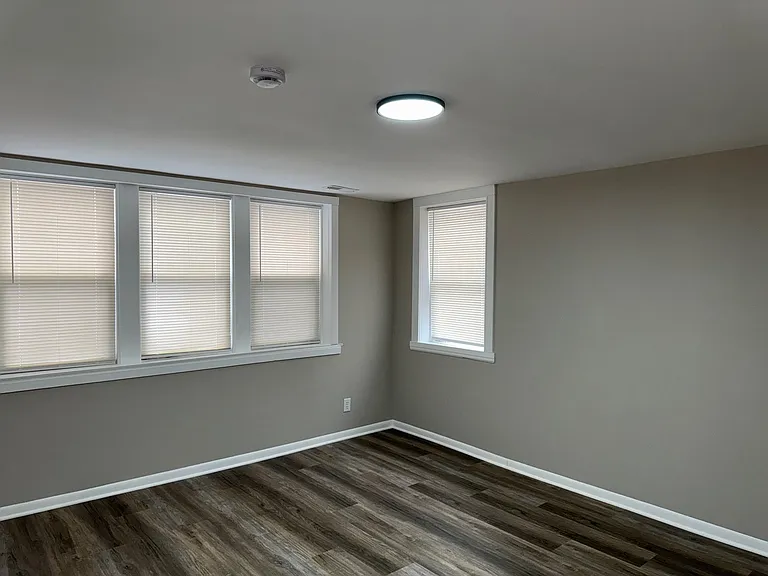 2360 S Sacramento Ave #BF — Photo 28