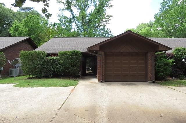 1st image of 2904 Old Houston Rd APT 4