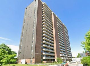 15 Torrance Rd #611, Toronto, ON M1J 3K2
