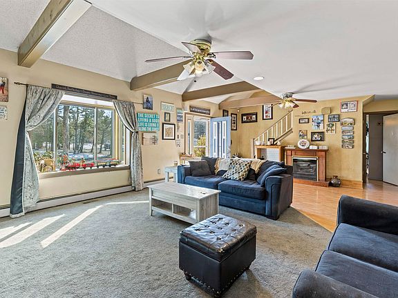 3rd image of 101 Holly Ave