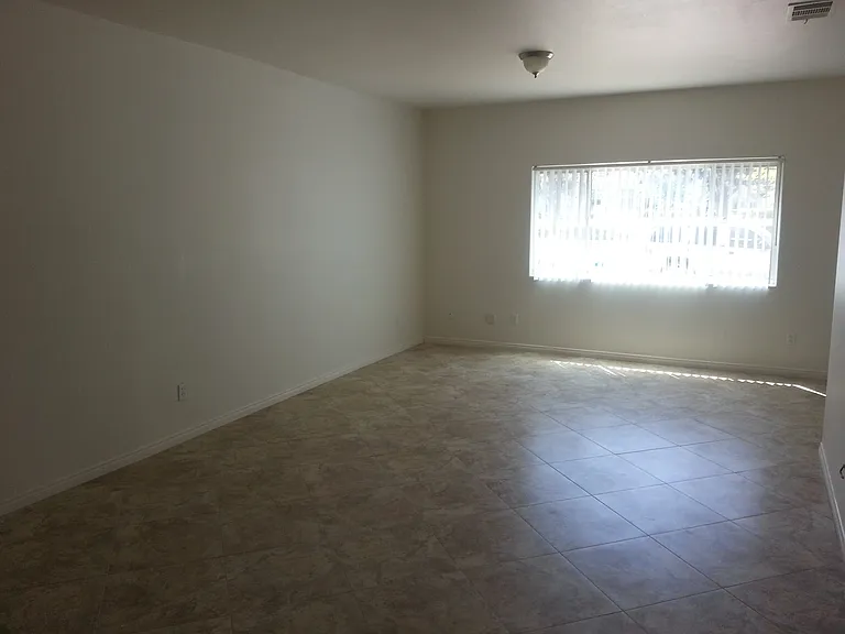 28160 Landau Blvd — Photo 5