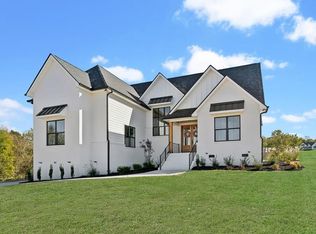 990 Burnt House Rd, Lebanon, TN 37090