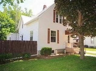 414 W Jackson St, Belvidere, IL 61008