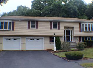 19 Kettering Rd, Norwood, MA 02062