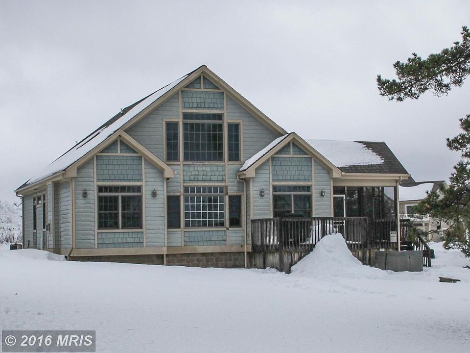 1st image of 296 Lake Pointe Dr