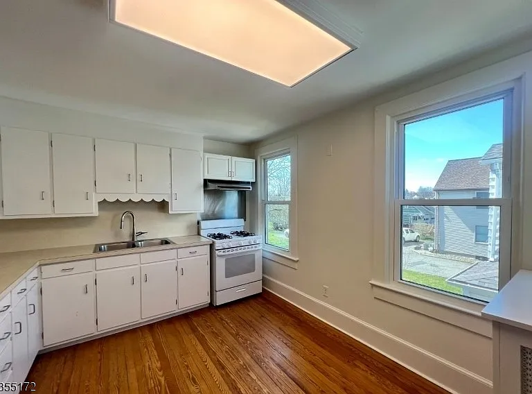 19 E Hanover Ave — Photo 17