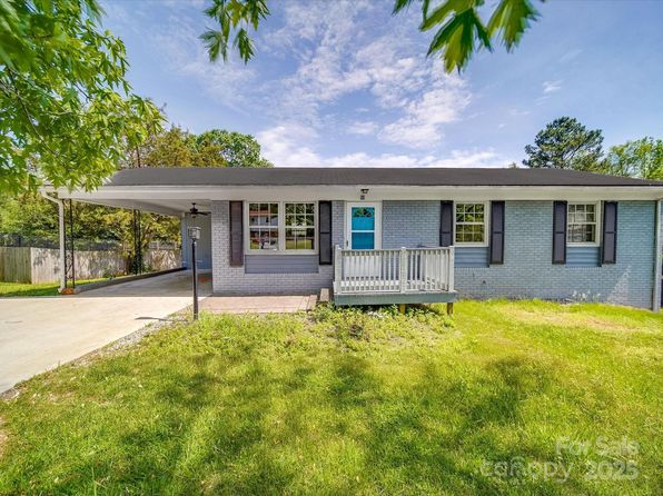 50 Whitney Rd, Mocksville, NC 27028