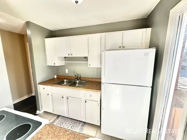 4245 Loomis Ave APT 4, Colorado Springs, CO 80906