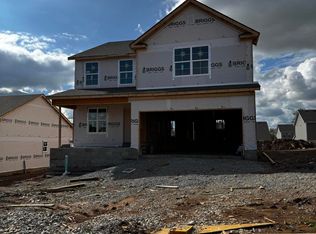 111 Savannah Ln, Georgetown, KY 40324