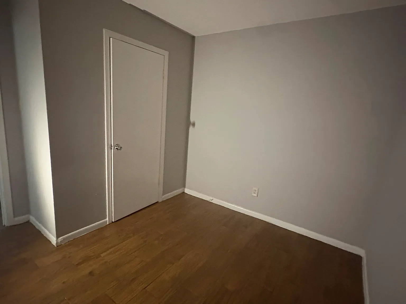 2 bed, 800 sqft, $850 — Photo 1