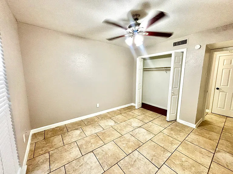 Maderas Apartments — Photo 20