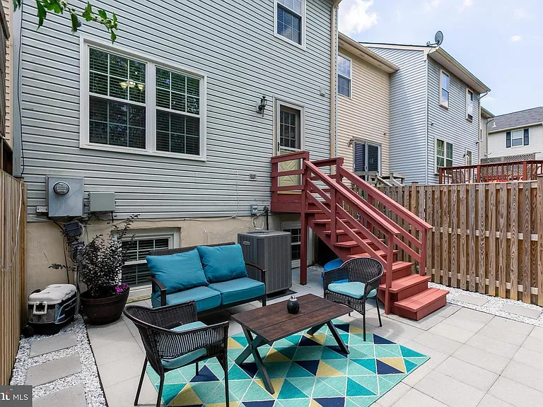 13662 Barren Springs Ct — Photo 27