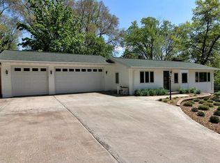 212 7th St, Hudson, WI 54016