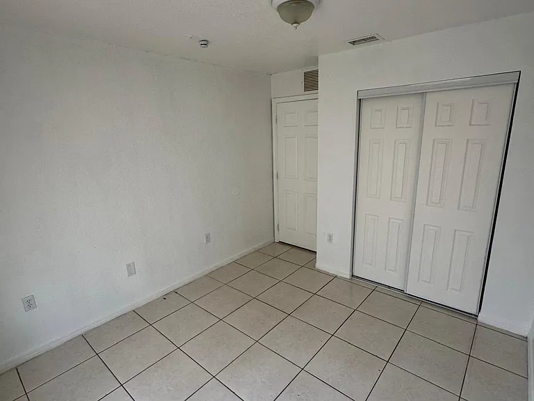 240 NW 56th St — Photo 11