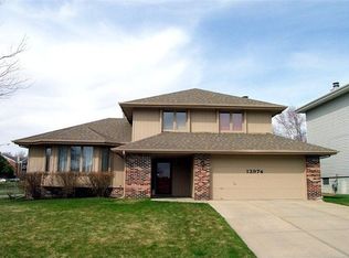 13974 Arbor Cir, Omaha, NE 68144