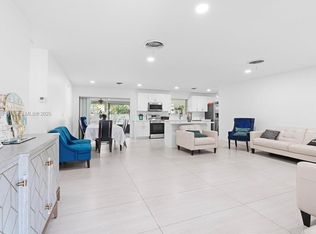 5911 SW 36th Ter, Fort Lauderdale, FL 33312