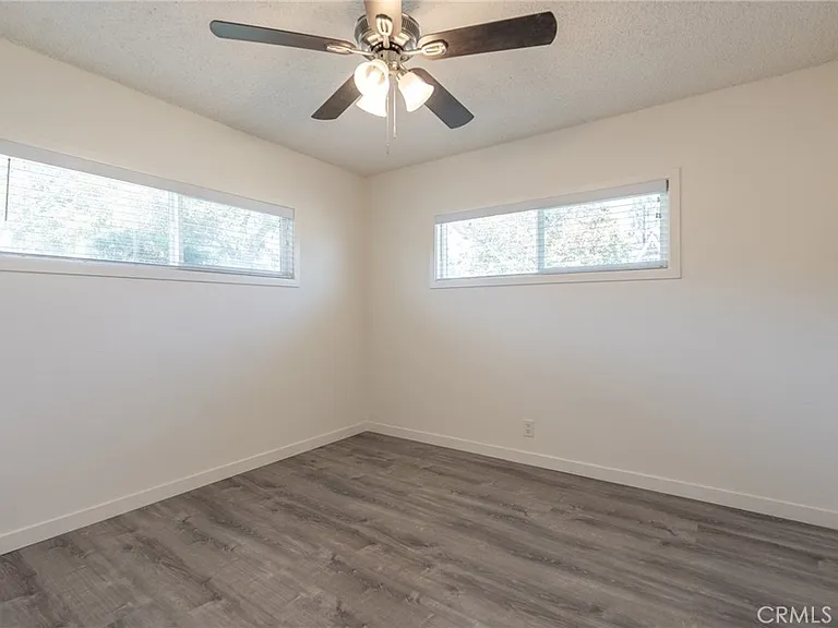 3518 W Orange Ave — Photo 15