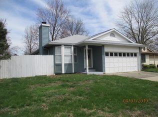 1512 Royal Oak Ct, O Fallon, IL 62269