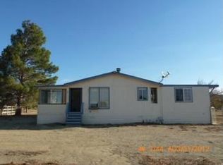 9092 42nd St W, Mojave, CA 93501