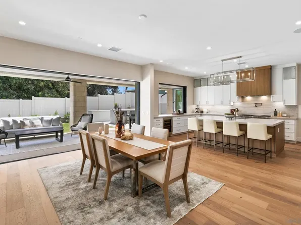 2920 Highland Dr, Carlsbad, CA 92008