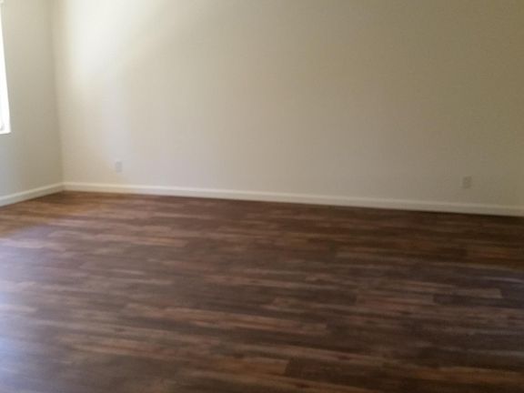 4th image of 1025 Meadow Lake Dr APT 10
