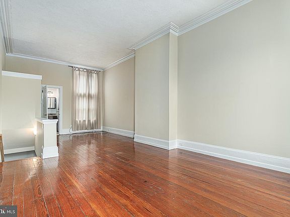5th image of 1910 Fairmount Ave APT 1F