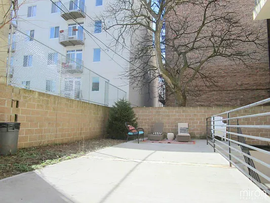 Rented by Brickwood Realty | media 5