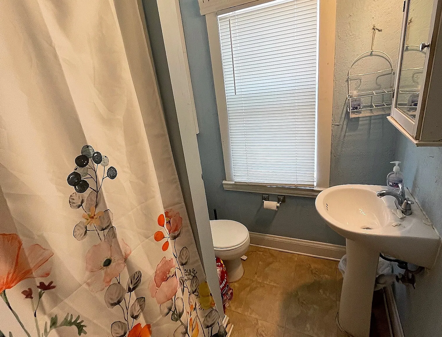 4 bed, $2,599 — Photo 4