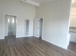 6064 Fulton Ave #8, Van Nuys, CA 91401