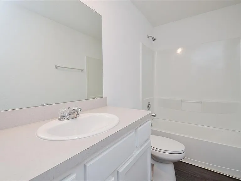 5434 Logan Dale Dr — Photo 18