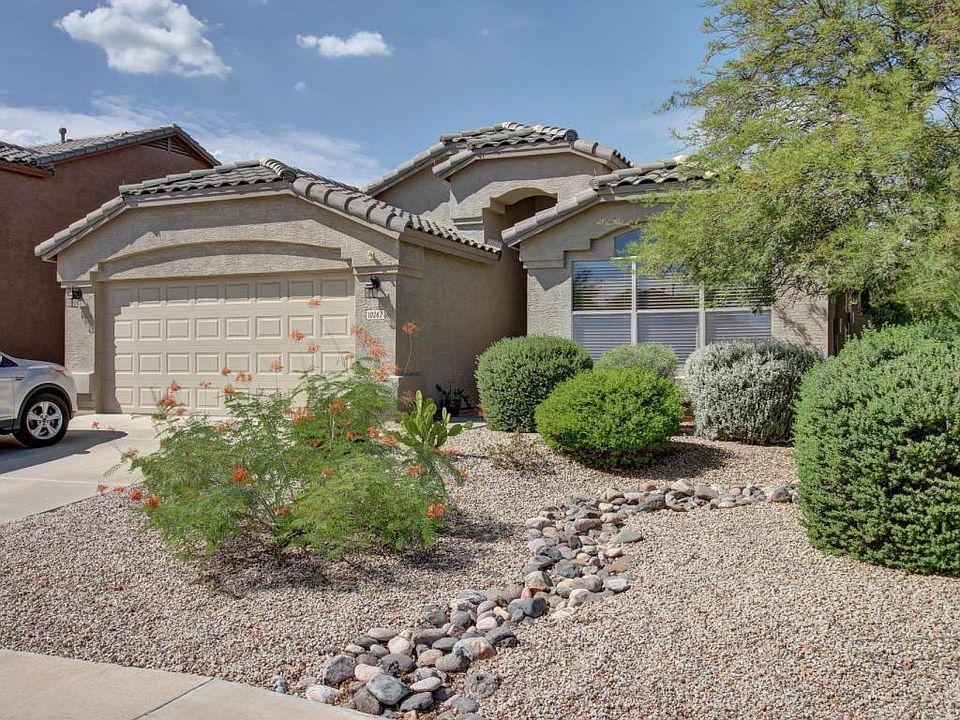 1st image of 10262 W Daley Ln