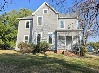 723 W Armstrong Ave APT A, Peoria, IL 61606