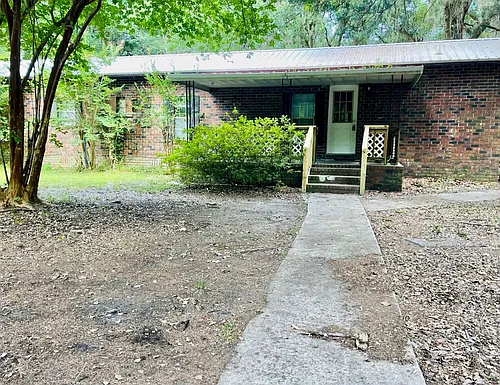 65 Gaskin Rd Photo 1