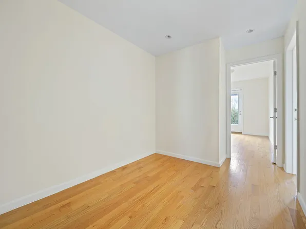 82 Sterling Place image 15 of 17