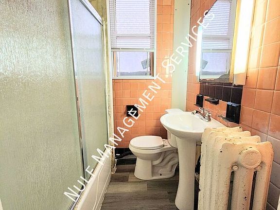 5th image of 6336 Forward Ave #2