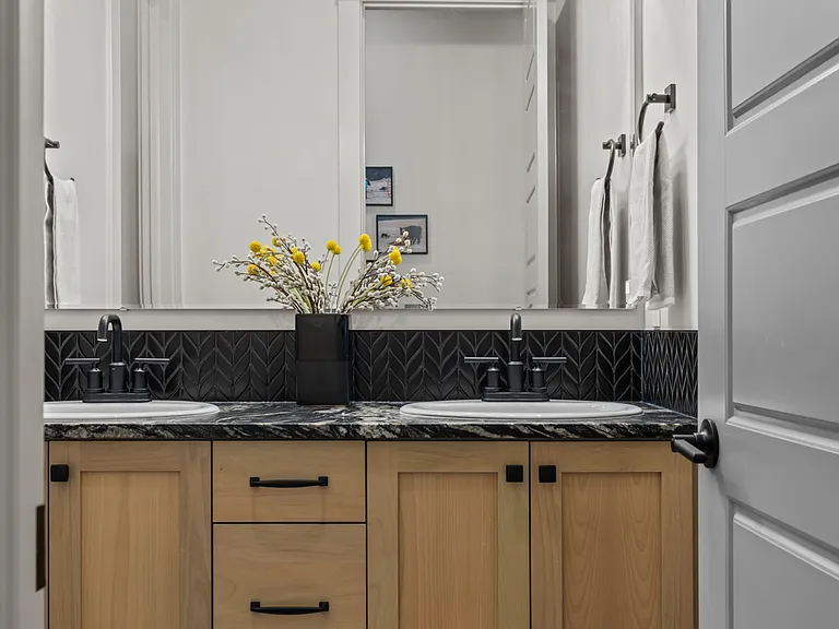 1293 W Capstone Dr — Photo 30