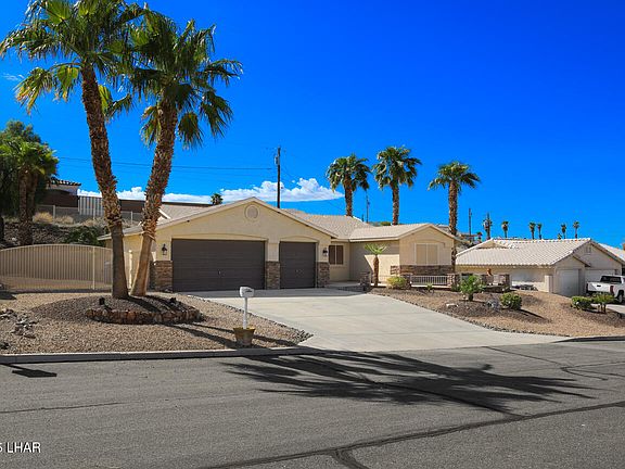 3rd image of 3010 Bowie Dr