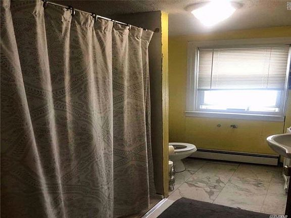 5th image of 48 Vermont Ave