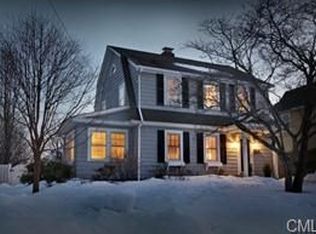 201 Old Spring Rd, Fairfield, CT 06824