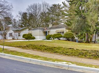 1502 Long Shore Dr, Ann Arbor, MI