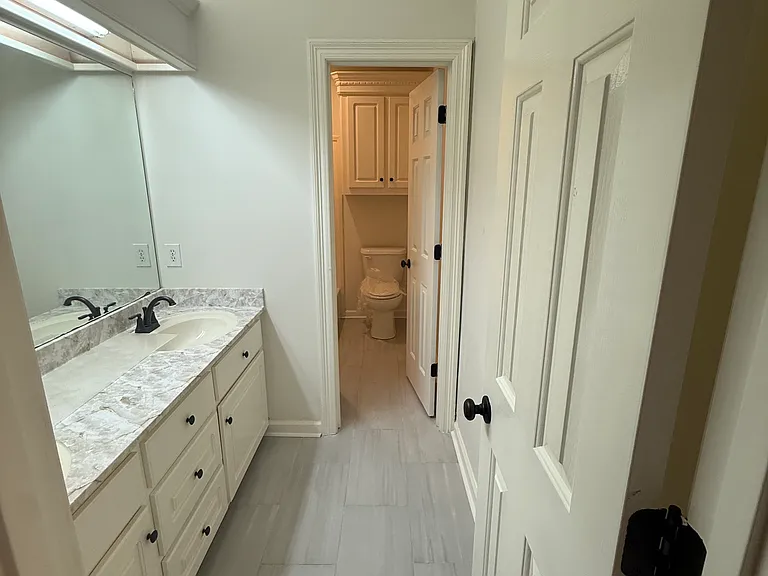Oakmont Dr — Photo 14