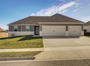 1474 S Olde Savannah Ave, Republic, MO 65738