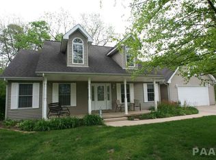 18290 River Rd, Danvers, IL 61732