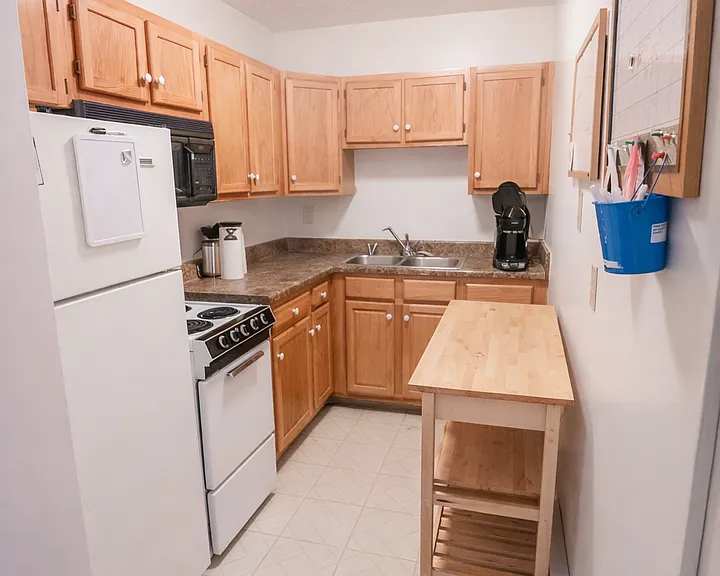 Grant Flats — Photo 4