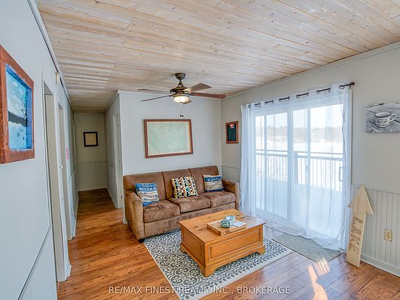 5th image of 59 Oak Ln S