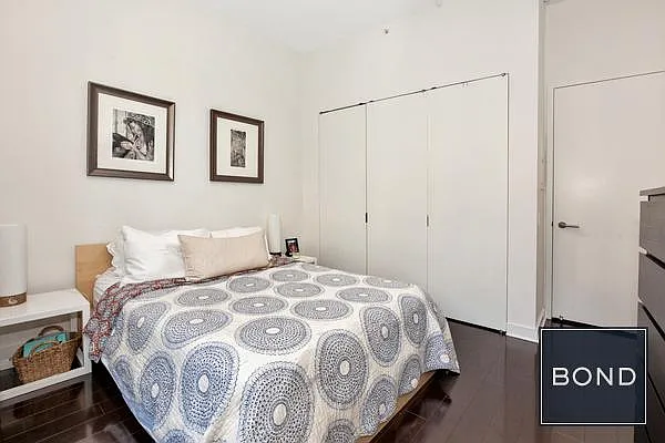 Sold by Bond New York | media 13